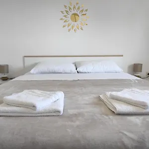 https://apartman-eli-2.in-istria.net